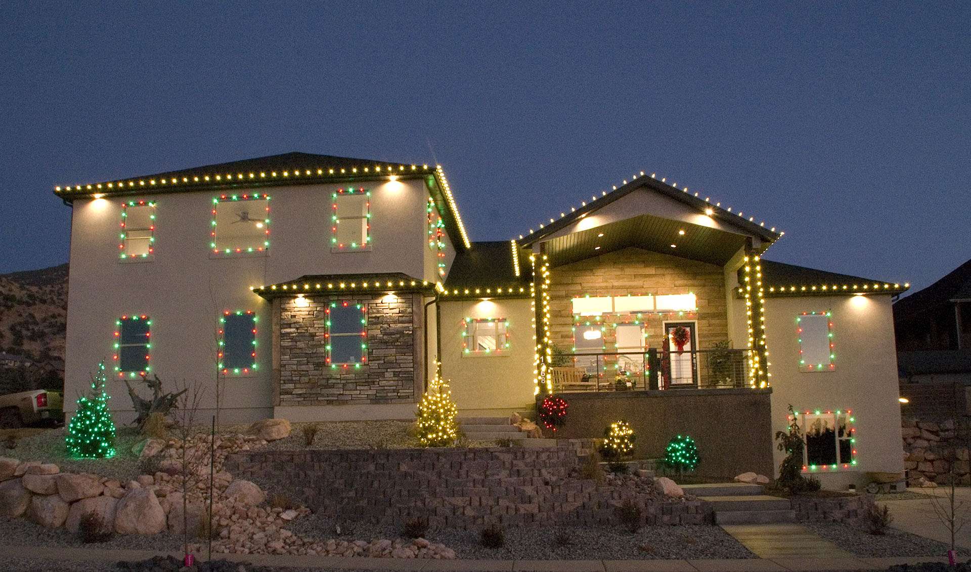 Christmas Light Hanging Services Near Me